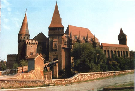 castelulcorvinilor